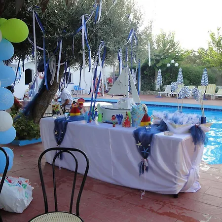 Karavos Aparthotel